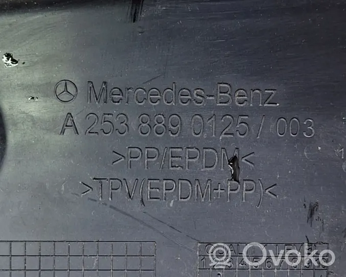 Mercedes-Benz GLC X253 C253 Lokasuojan päätylista A2538890125