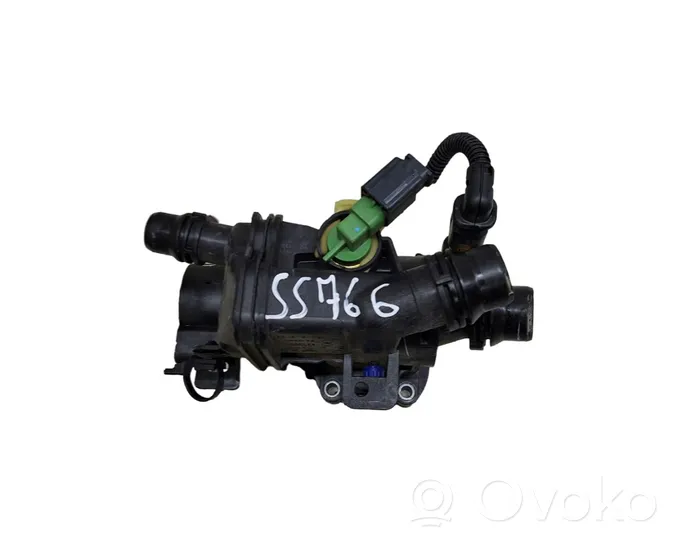 Citroen C4 III e-C4 Termostaatin kotelo 9812131480