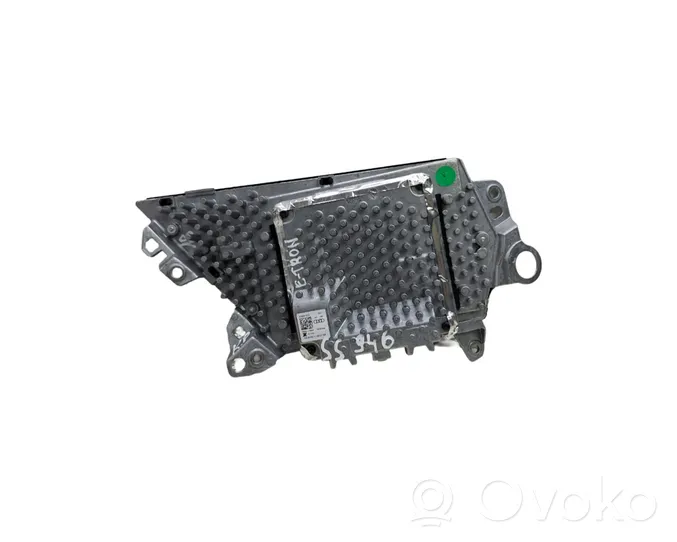 Audi e-tron Specchietto retrovisore elettrico portiera anteriore 4KE907181A