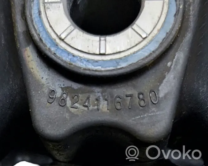 Citroen C4 III e-C4 Moottorin kiinnikekorvake 9824116780