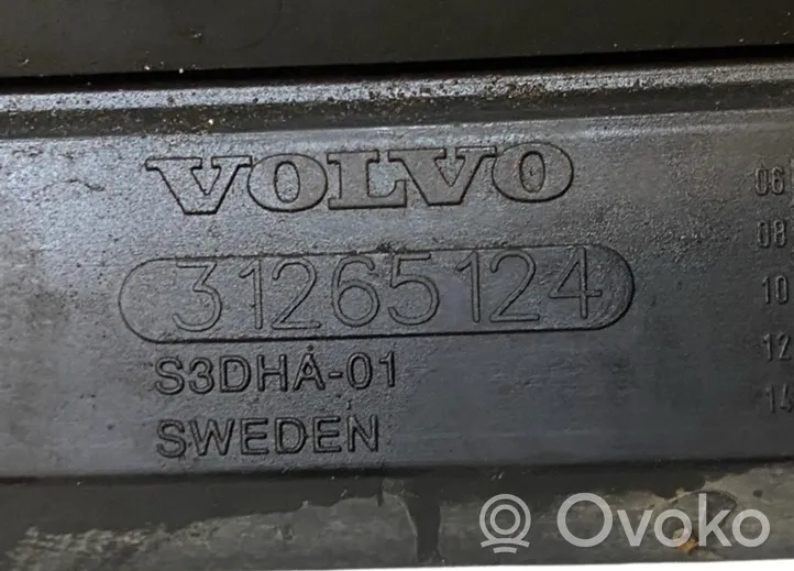 Volvo XC60 Jäähdyttimen alatuen suojapaneeli 31265124