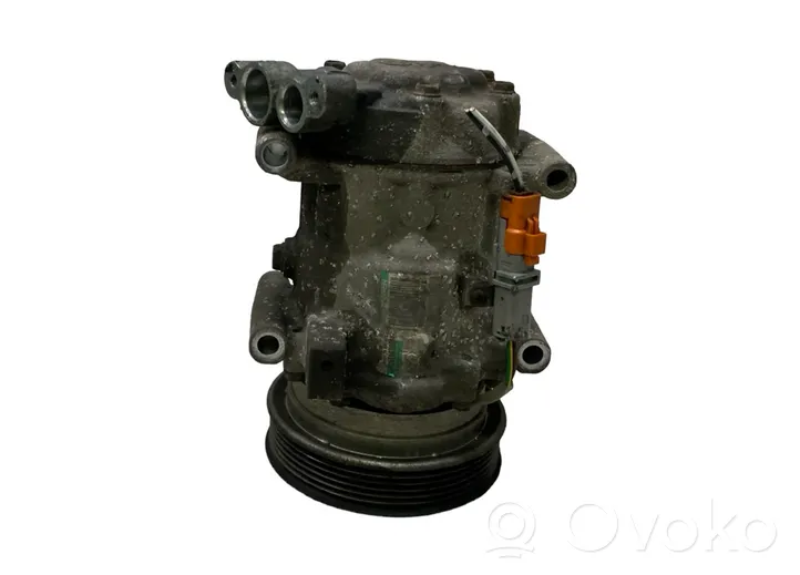 Nissan Juke I F15 Ilmastointilaitteen kompressorin pumppu (A/C) 8200953359A