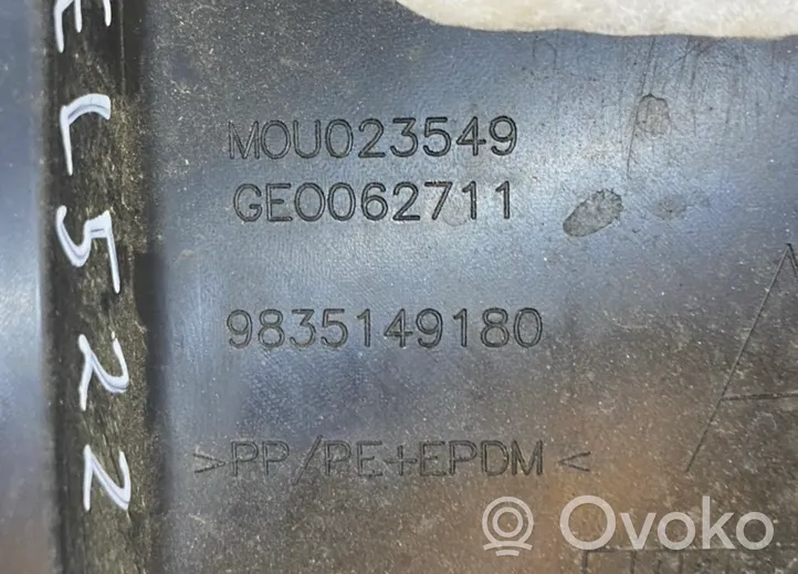 Opel Mokka B Etupyörän sisälokasuojat M0U023549