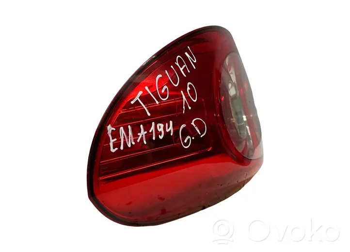 Volkswagen Tiguan Rear/tail lights 5N0945096H