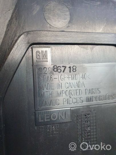 Chevrolet Volt I Engine cover (trim) 22886718