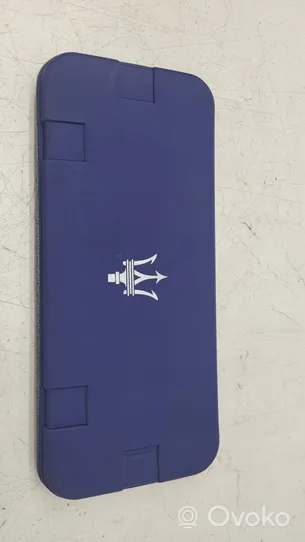 Maserati Ghibli Zestaw narzędzi 06700045310