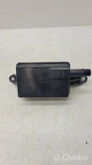 Subaru Outback (BS) Serbatoio a carbone attivo per il recupero vapori carburante 42072AL00A