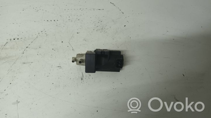 Opel Astra G Zawór podciśnienia / Elektrozawór turbiny 72190338