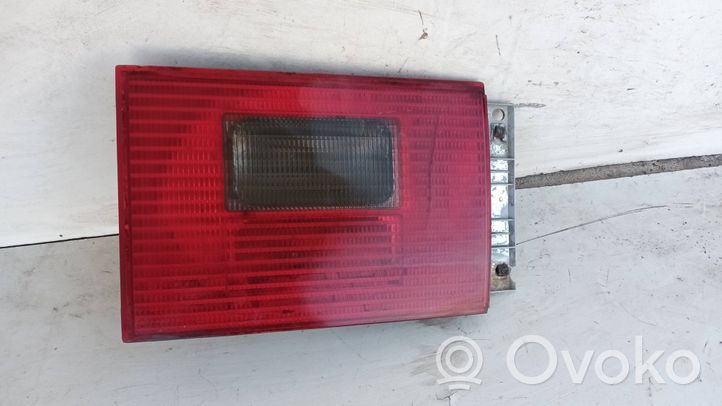 Volkswagen Sharan Lampy tylnej klapy bagażnika 7m3945112b