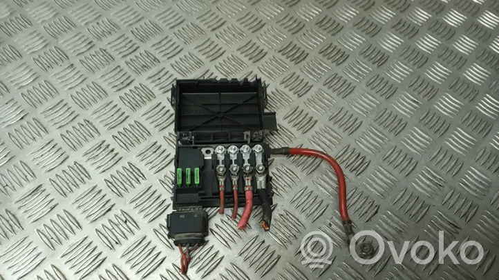 Volkswagen Bora Fuse module 1J0937550C