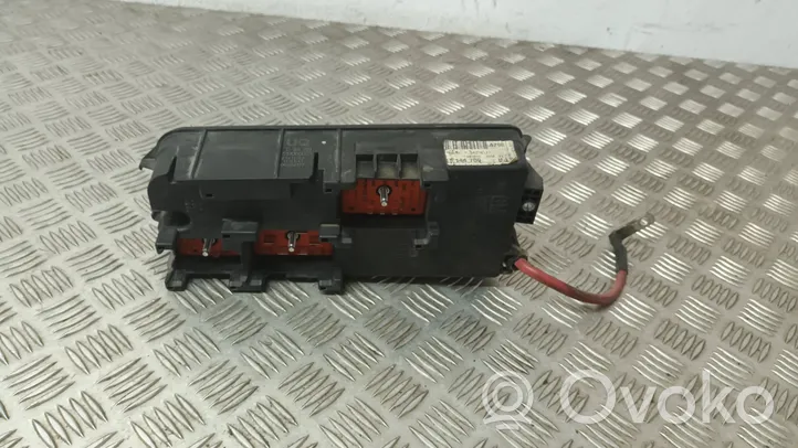 Opel Vectra C Fuse box set 13144709