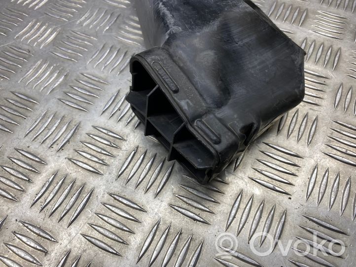 Audi A6 S6 C4 4A Oro paėmimo kanalo detalė (-ės) 4A0129617H