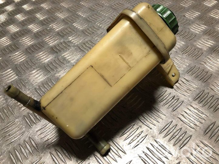 Audi A6 S6 C4 4A Serbatoio/vaschetta del liquido del servosterzo 4A0422373C