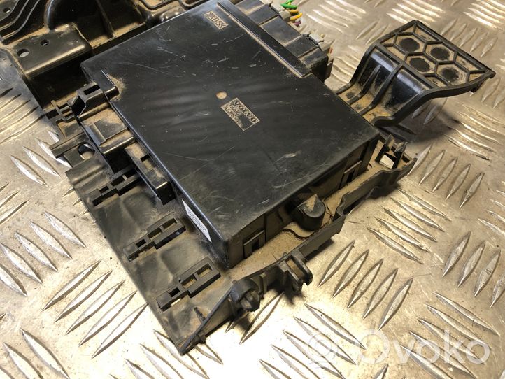 Volvo V70 Seat control module 8622857