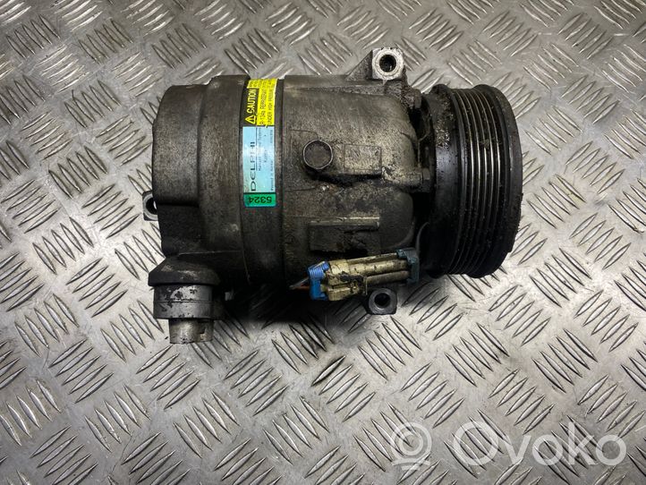 Opel Vectra B Kompresor / Sprężarka klimatyzacji A/C 90443840