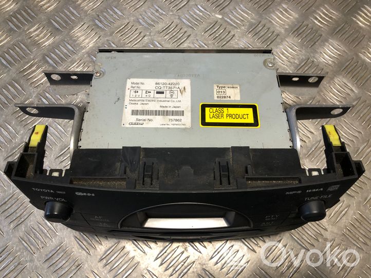 Toyota RAV 4 (XA30) Unità principale autoradio/CD/DVD/GPS 86120-42220