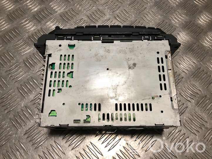 Jeep Liberty Radio/CD/DVD/GPS-pääyksikkö P05091650AB