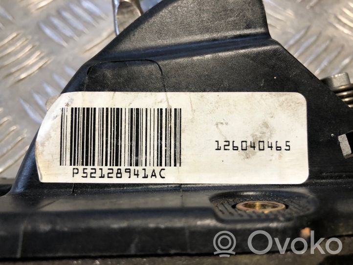 Jeep Liberty Pavarų dėžės palėtintojo svirtis 126040465