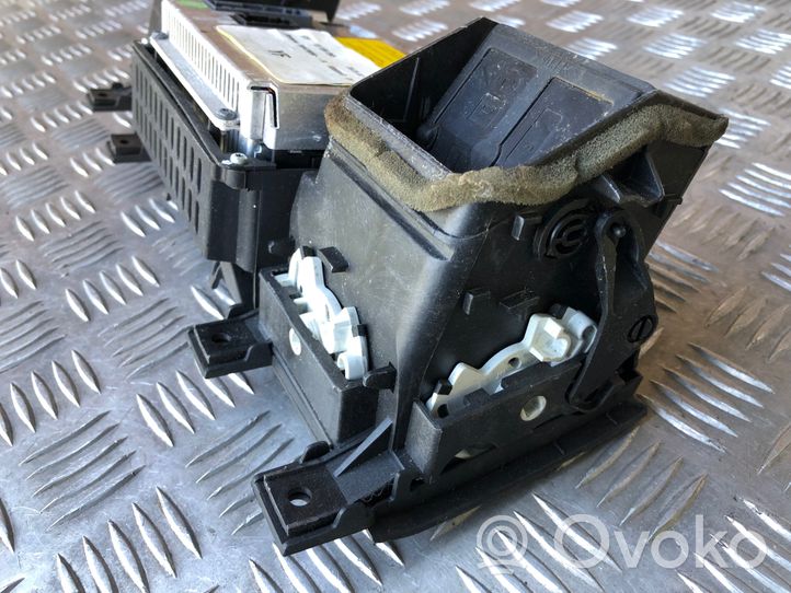 Opel Signum Monitori/näyttö/pieni näyttö 13156065