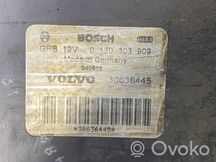 Volvo XC70 Osłona wentylatora chłodnicy 30636445