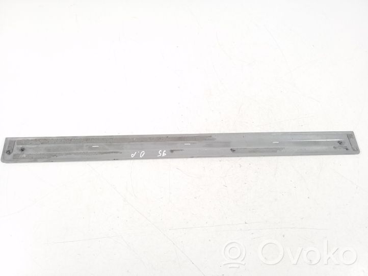 Mercedes-Benz E W212 Rivestimento anteriore minigonna laterale 