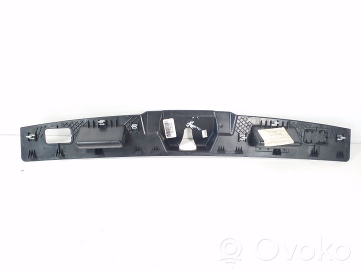 Mercedes-Benz GL X164 Rivestimento serratura portellone posteriore/bagagliaio A1647400130