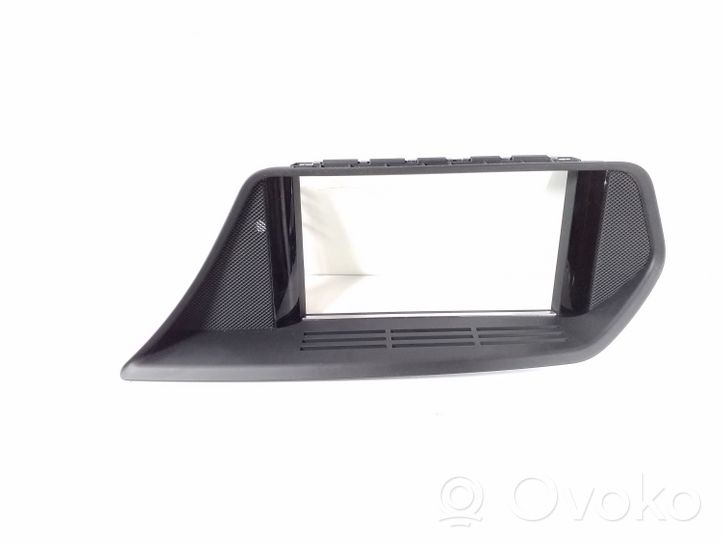 Mercedes-Benz E C207 W207 Radio/GPS head unit trim A2076800336