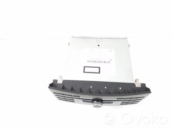 Mercedes-Benz E A207 Unità principale autoradio/CD/DVD/GPS A2129003908