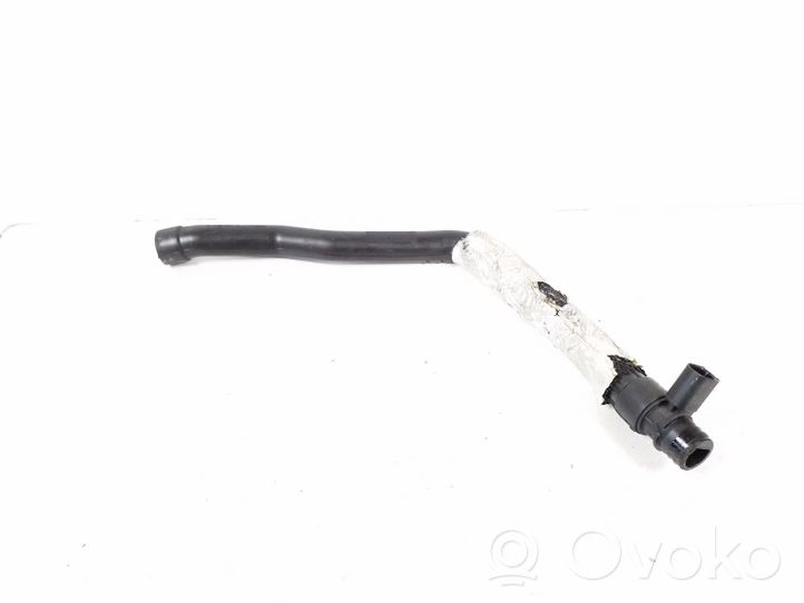 Mercedes-Benz SLK R172 Sfiato/tubo di sfiato/tubo flessibile A6510101282