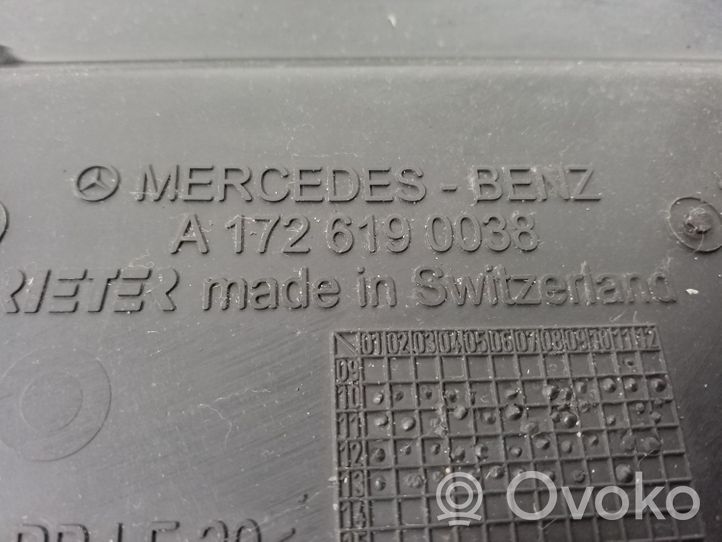 Mercedes-Benz SLK R172 Protection inférieure latérale A1726190038