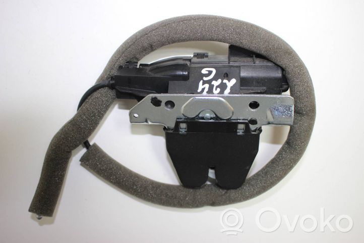 Mercedes-Benz SLK R172 Serrure de loquet coffre A2047500485