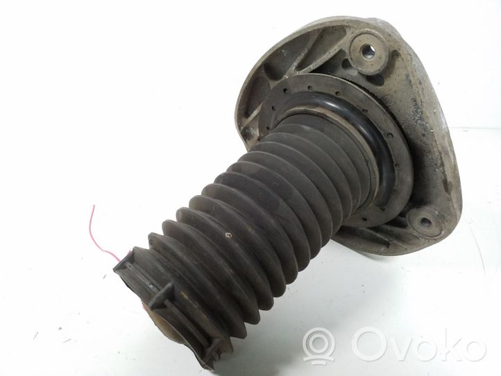 Mercedes-Benz SLK R172 Support de jambe de force supérieur avant A1723200273