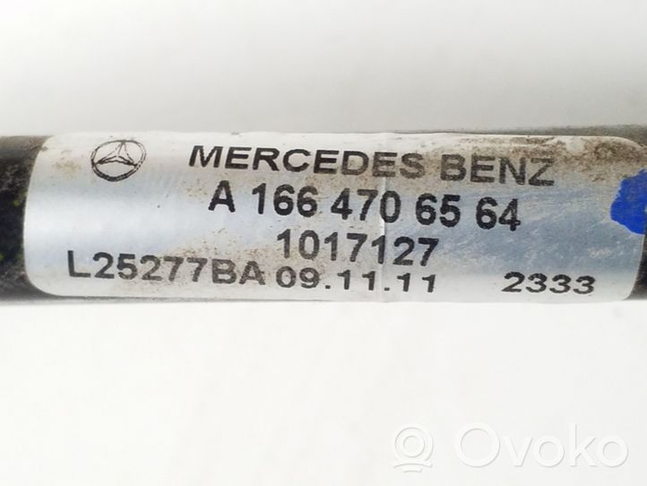 Mercedes-Benz ML W166 Rura / Wąż dolotowy powietrza A1664706564