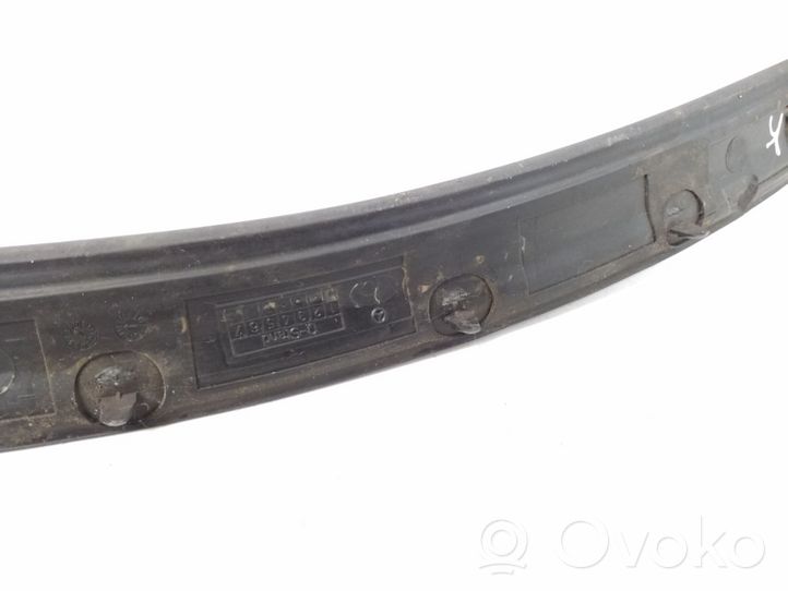 Mercedes-Benz SLK R172 Moulure, baguette/bande protectrice d'aile A1726310198