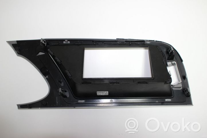 Audi A4 S4 B8 8K Panel trim 8K2857185D