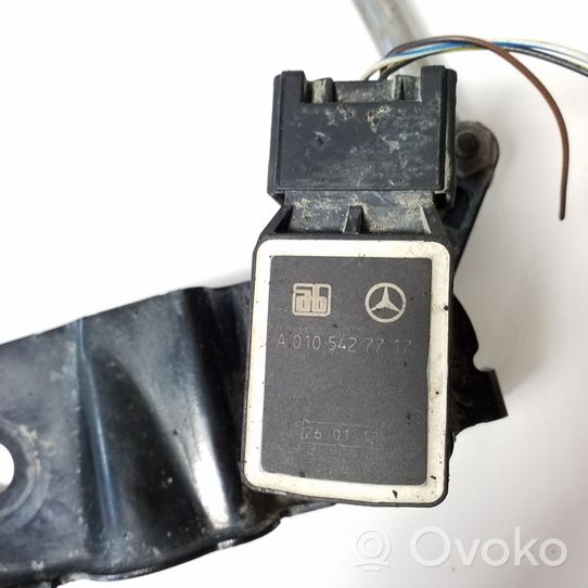 Mercedes-Benz S W221 Sensor de altura delantera de la suspensión neumática A0105427717