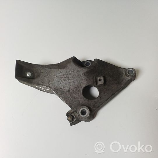 BMW 3 E92 E93 Engine mounting bracket 6775041