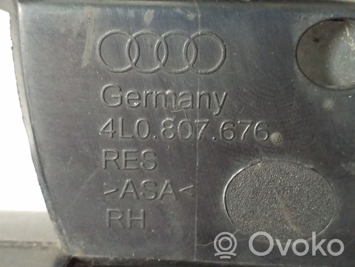 Audi Q7 4L Priešrūkinio žibinto apdaila/ grotelės 4L0807676