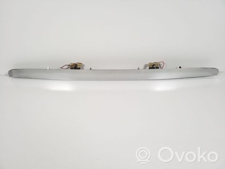 Mercedes-Benz R W251 Lampa oświetlenia tylnej tablicy rejestracyjnej A2517400693