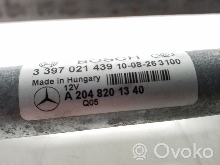 Mercedes-Benz GLK (X204) Mechanizm i silniczek wycieraczek szyby przedniej / czołowej A2048201340