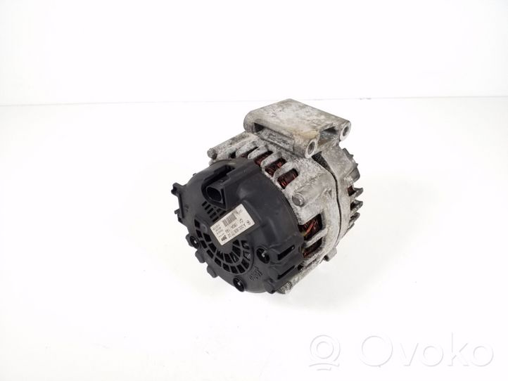 Mercedes-Benz SLK R172 Alternator A0009067702