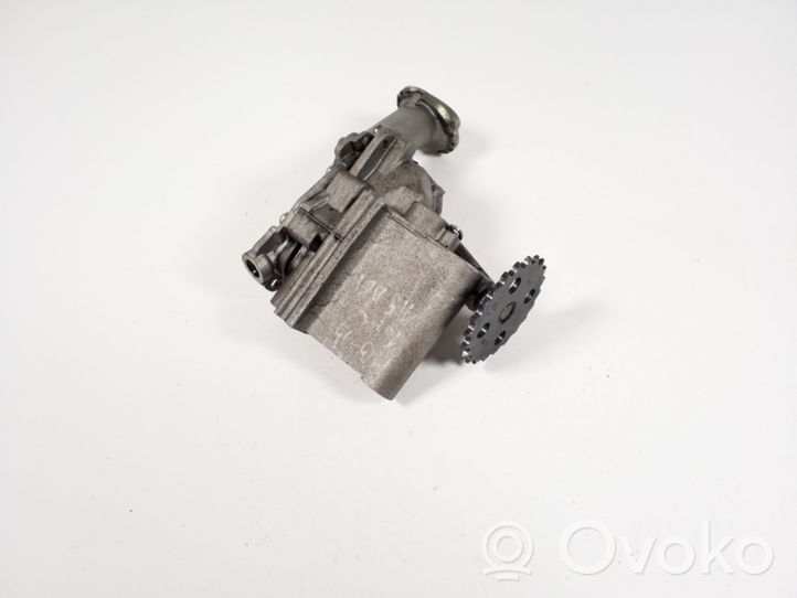 Mercedes-Benz B W246 W242 Oil pump 150003395R