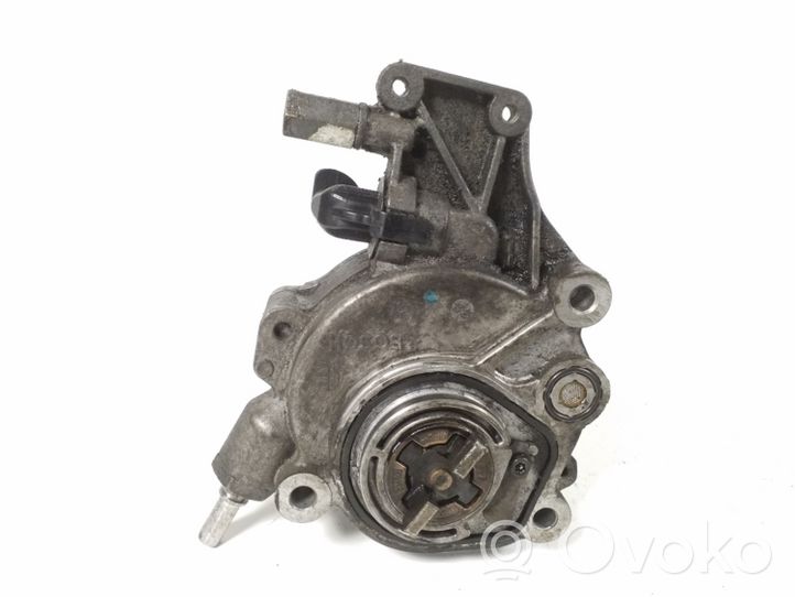 Land Rover Freelander 2 - LR2 Alipainepumppu D171B1C2