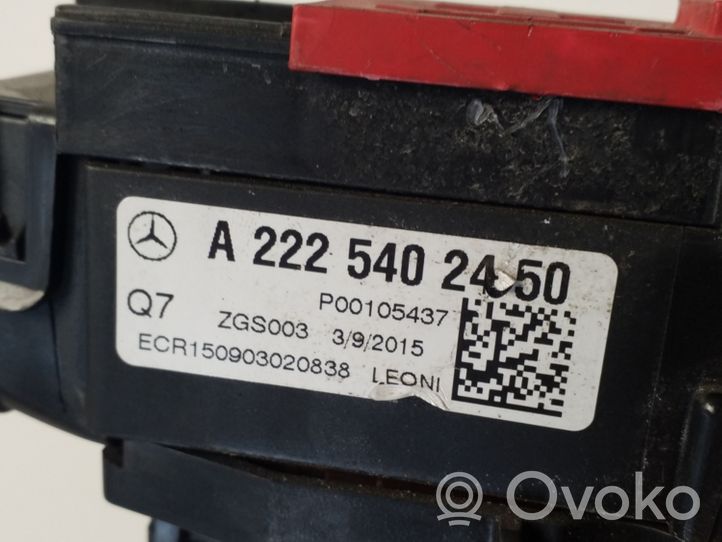 Mercedes-Benz S W222 Ramka / Moduł bezpieczników A2225402450