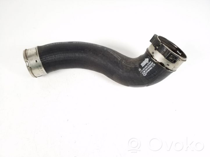 Mercedes-Benz SLK R172 Tube d'admission de tuyau de refroidisseur intermédiaire A1725280482