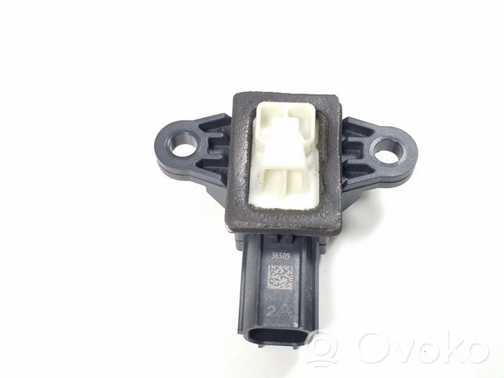 Jaguar XJ X351 Sensor 9X2314C676AB