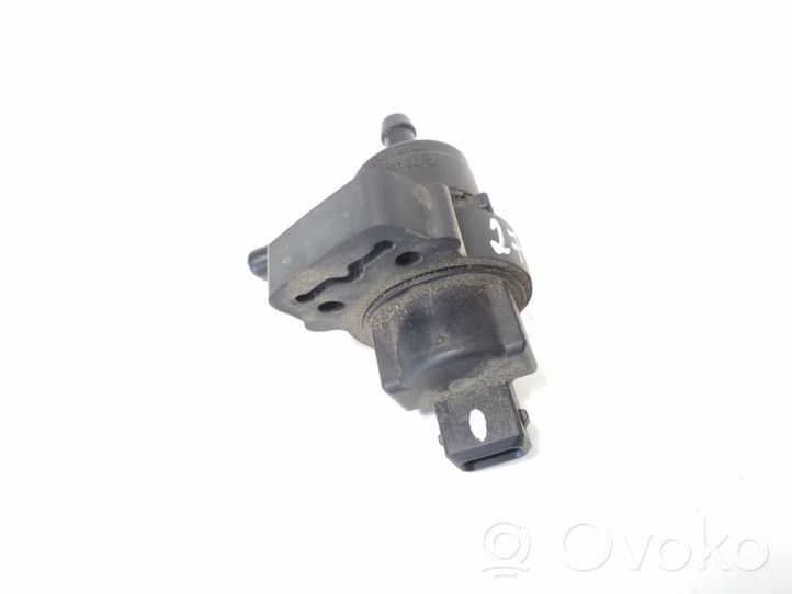 Mercedes-Benz GL X164 Solenoīda vārsts A2124702793