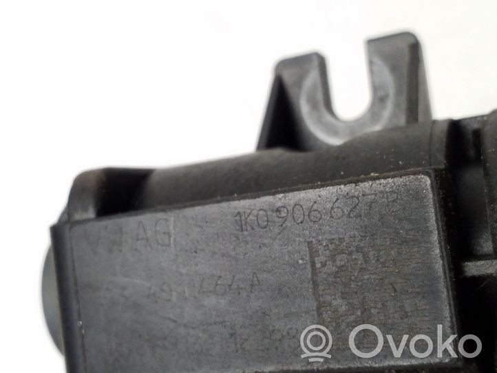 Volkswagen Golf VII Solenoidinis vožtuvas 1K0906627B