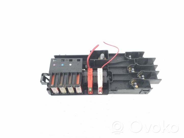 Mercedes-Benz R W251 Fuse module A2115452601