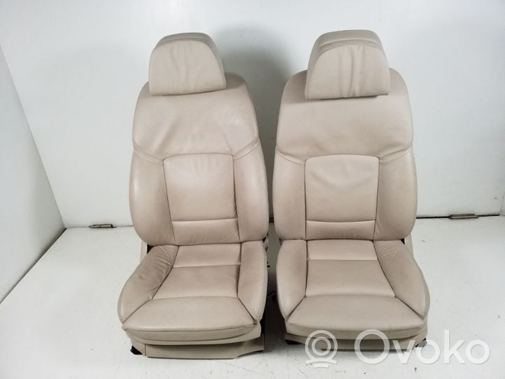 BMW 7 F01 F02 F03 F04 Salono komplektas 